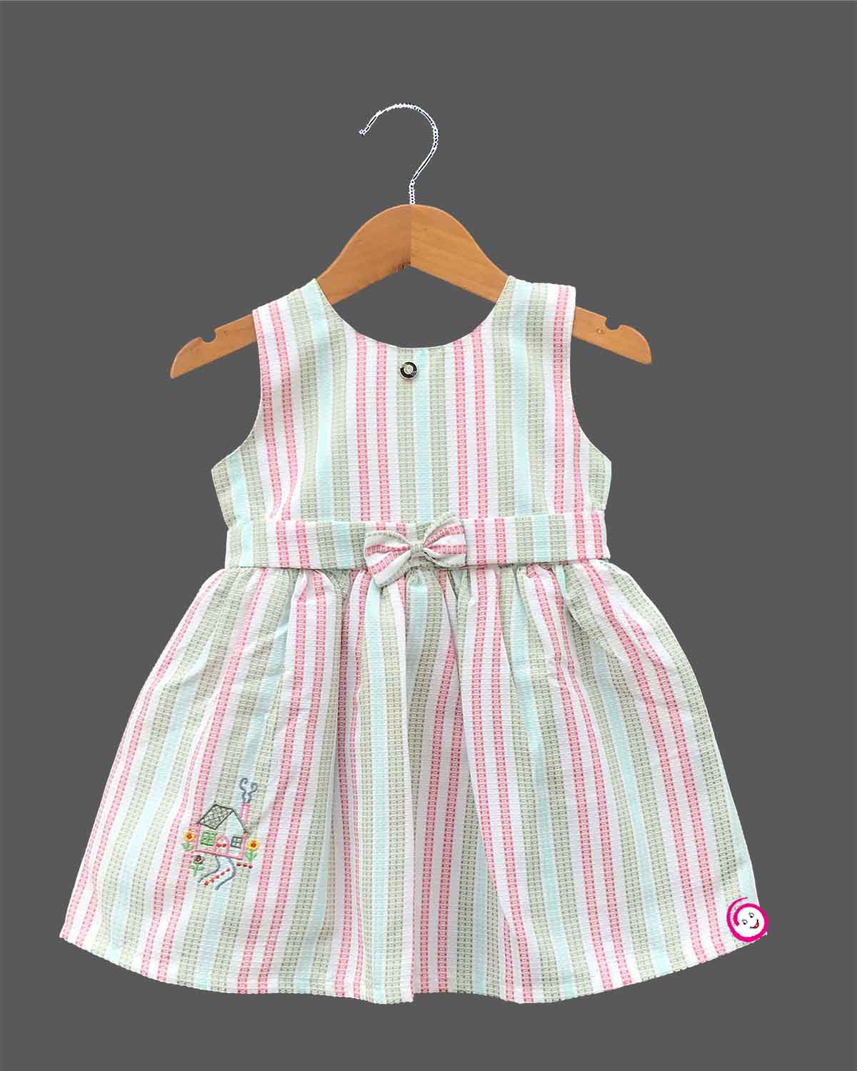 sleeveless frock