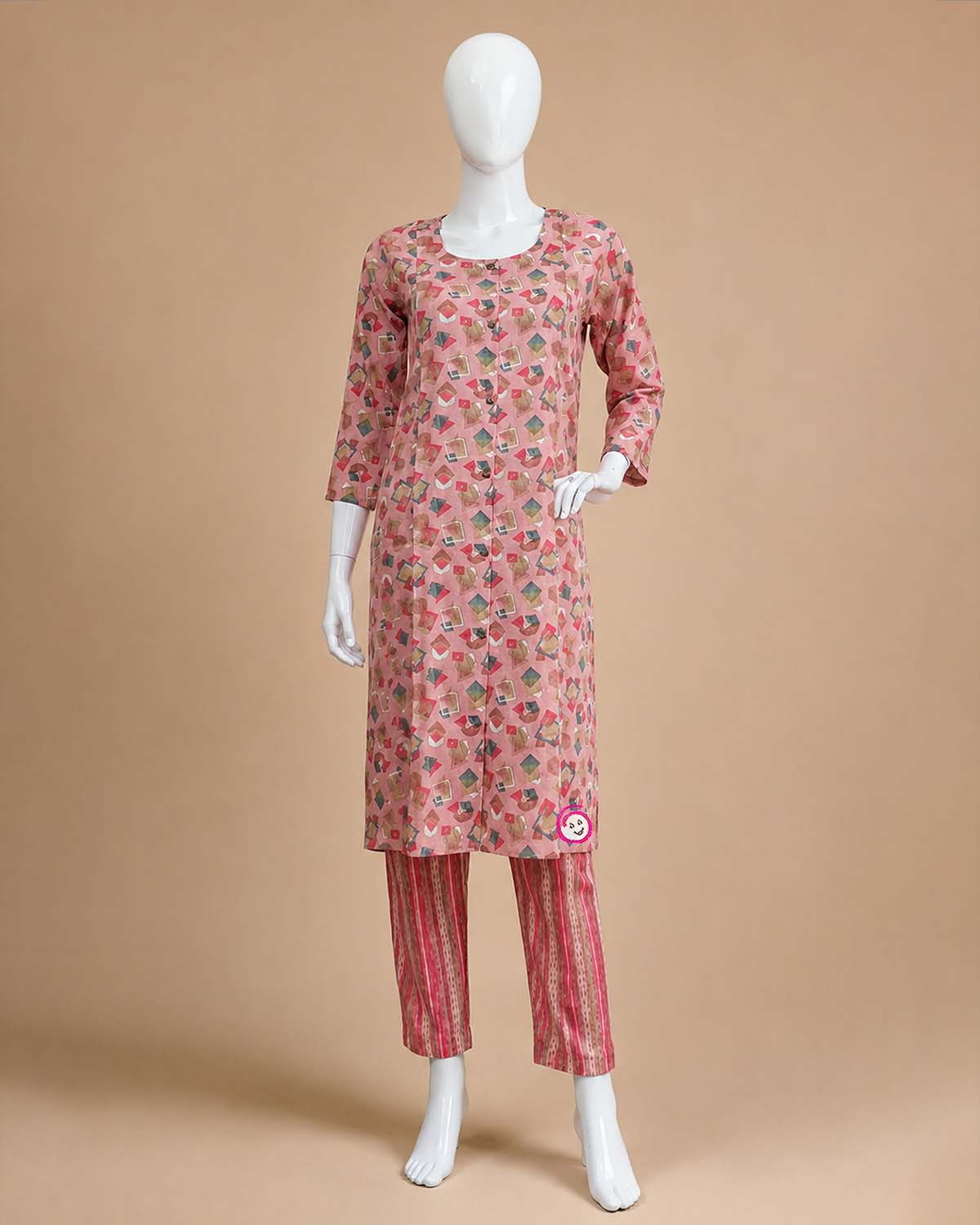Maternity geometric printed cotton feeding kurta set with matching pants