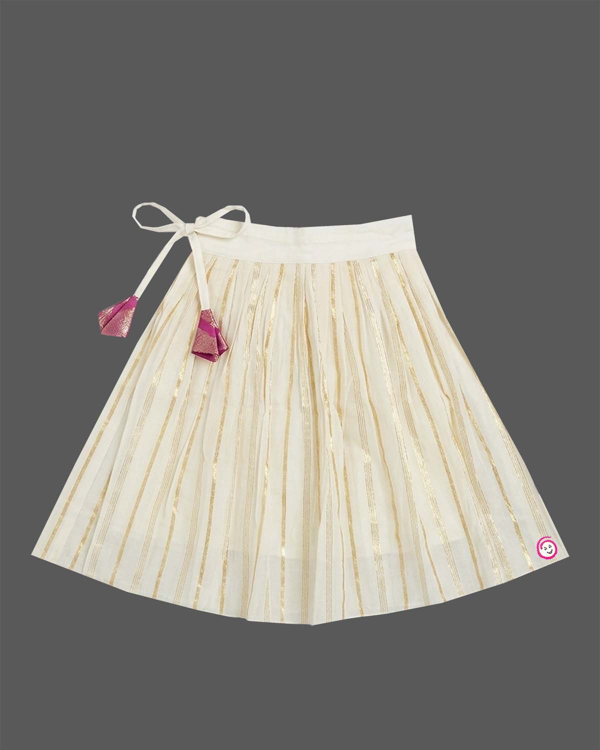 Girls traditional Onam choli lehenga set featuring woven brocade sleeveless top and pleated skirt for festive wear