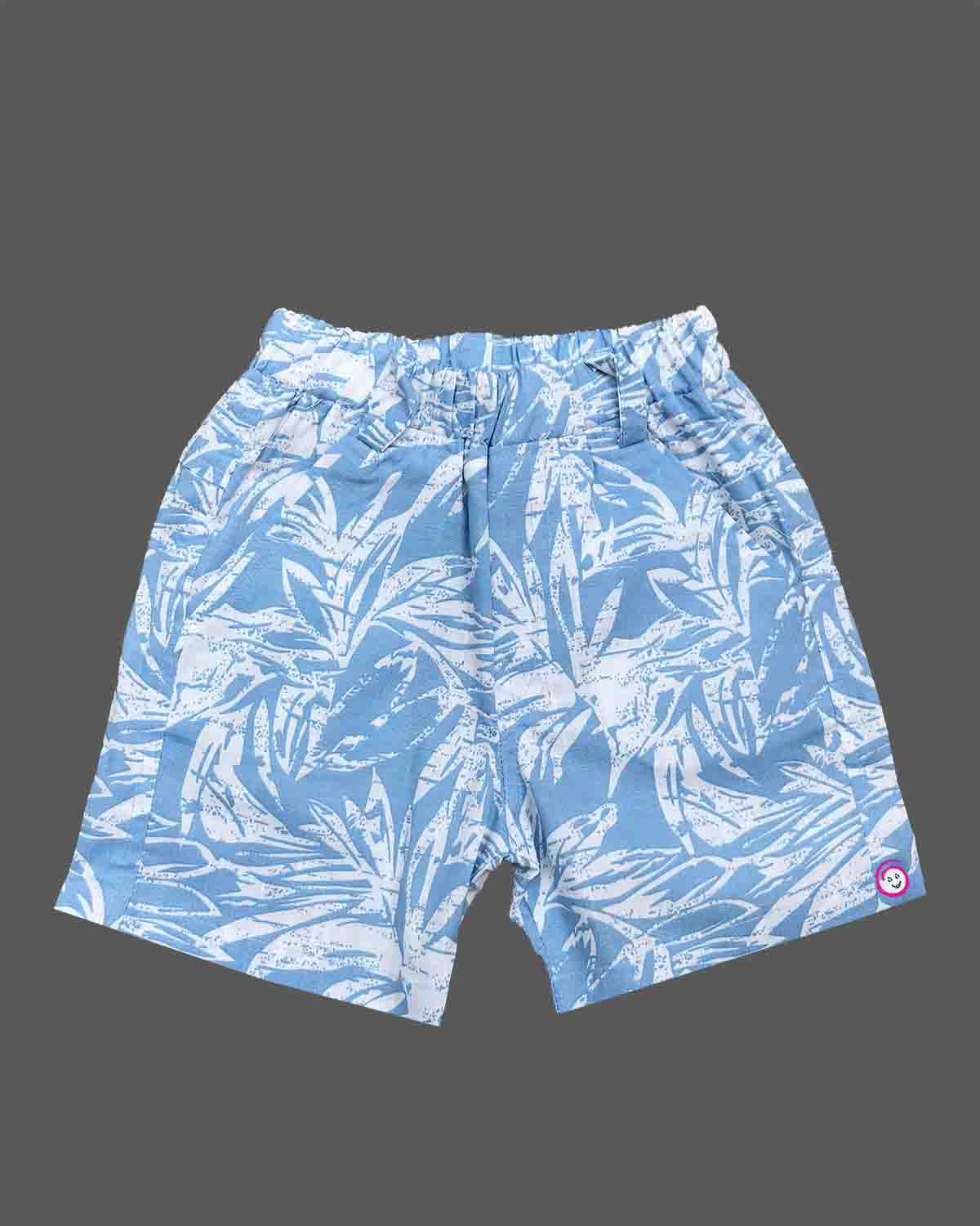 Two piece printed short sleeve shirt and elastic shorts set for young boys