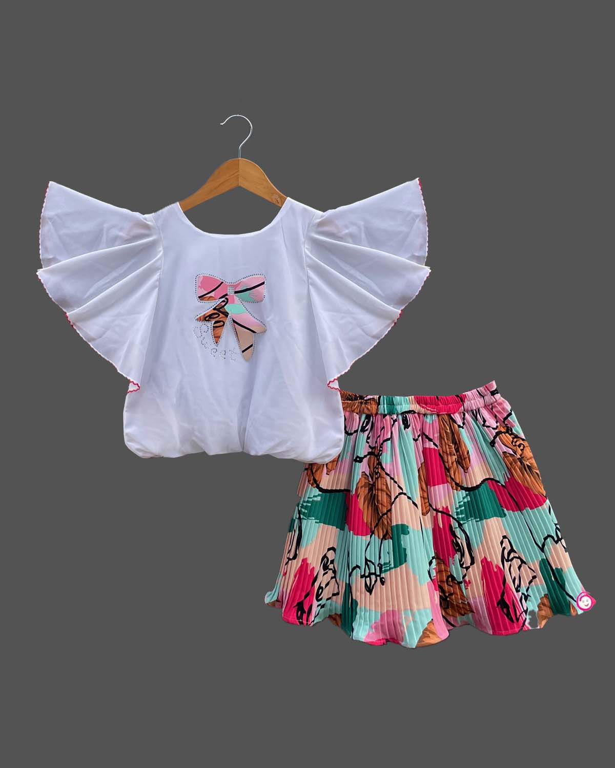 Girls butterfly sleeve top and skirt - Pink