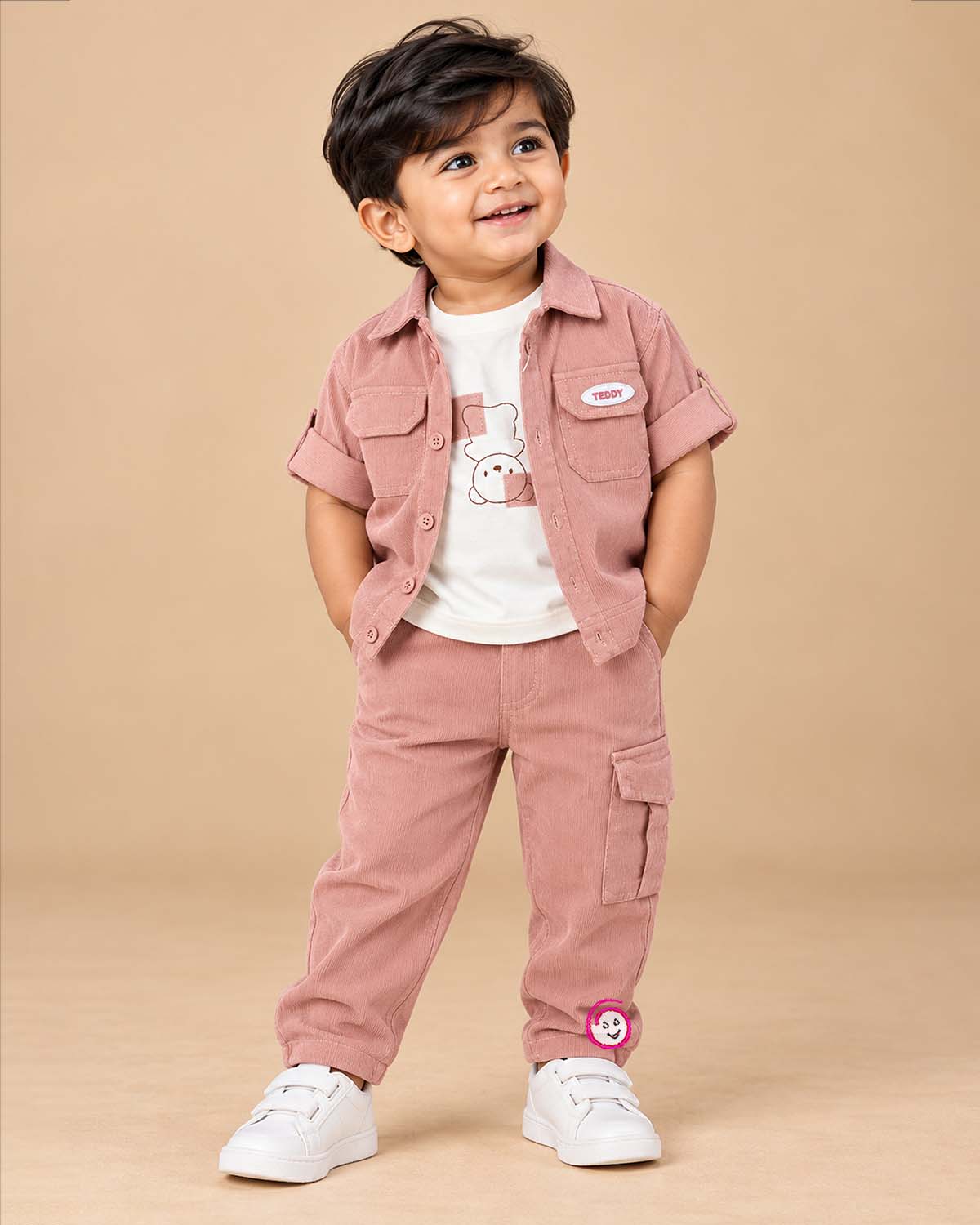 Shirt and pant set for boys featuring a button-down collar and cargo pockets