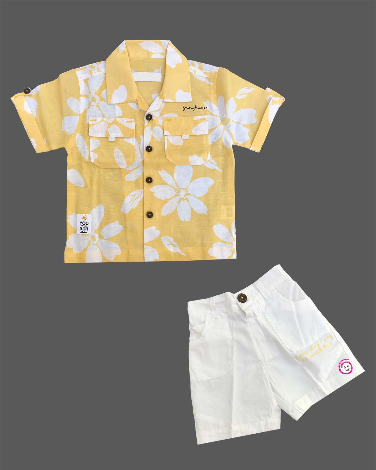 Toddler Boys patterned short-sleeve shirt and white shorts set for summer outings