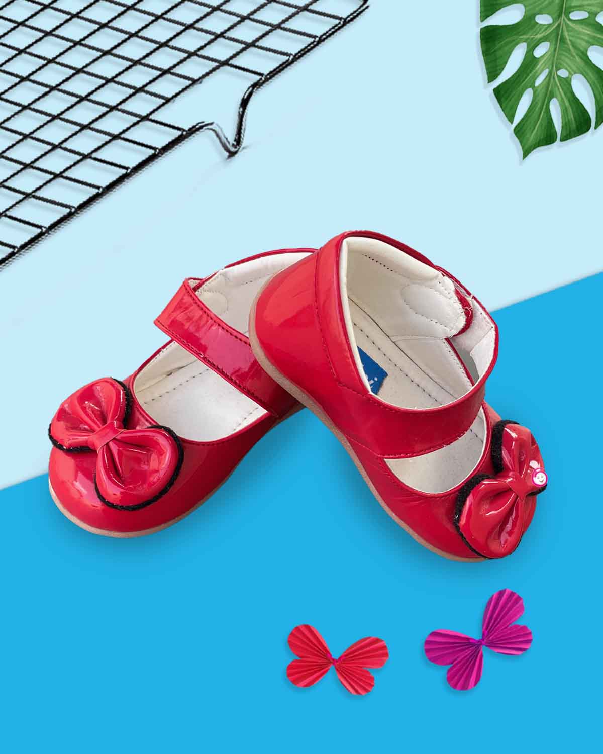 Girls bow applique with Velcro closure - Red