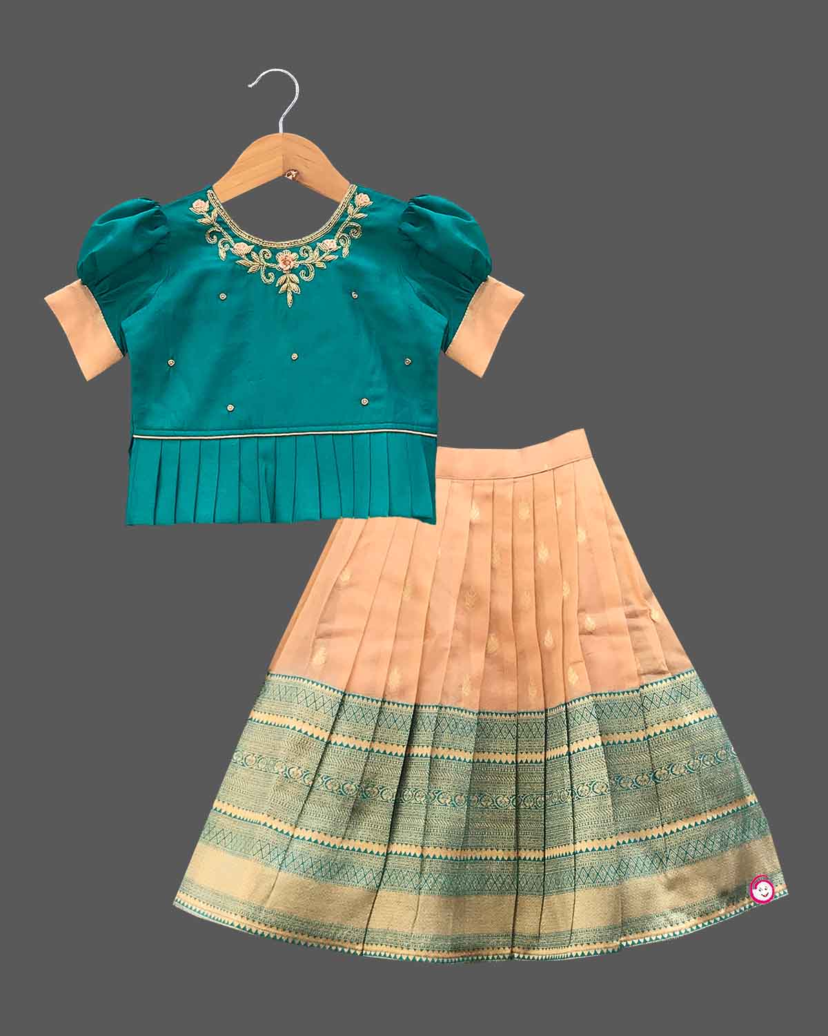 pattu lehenga ,new designs of lehenga