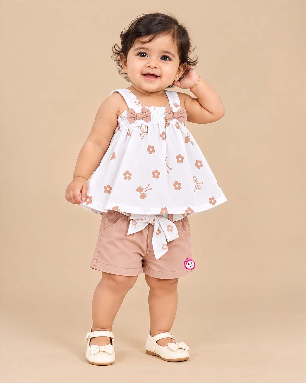 Baby girl clothes printed strap top with chest bows and belted shorts set