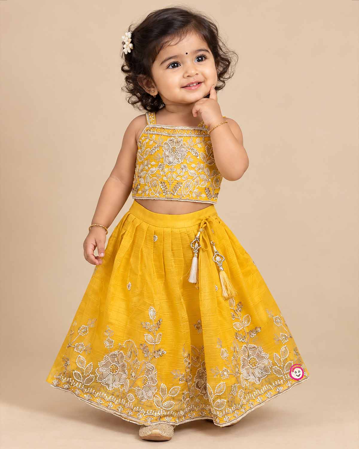 Infant girls sequin embroidered sleeveless choli blouse flared lehenga skirt set with net dupatta