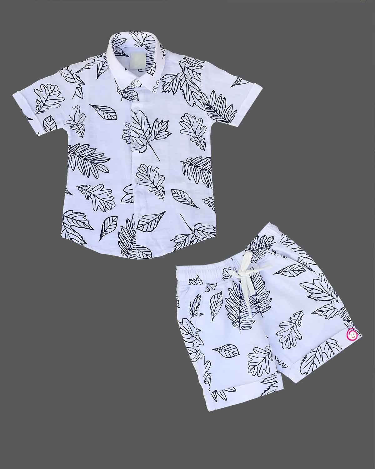 Boys printed shirt with shorts - White