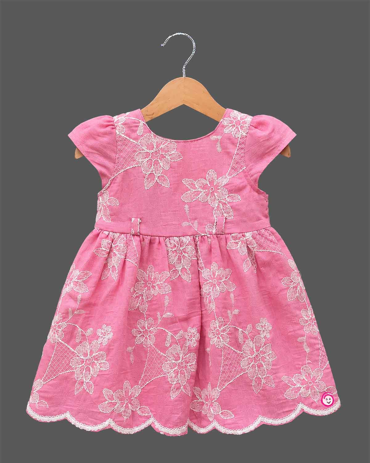 Baby girl Schiffli embroidered casual frock with cap sleeves and scalloped hem