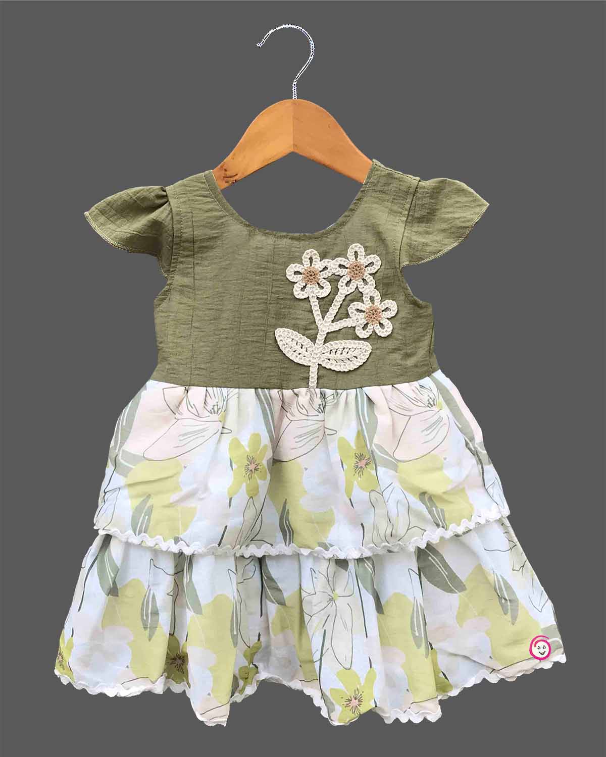 Baby girl tiered cotton casual frock with crochet floral applique and cap sleeves