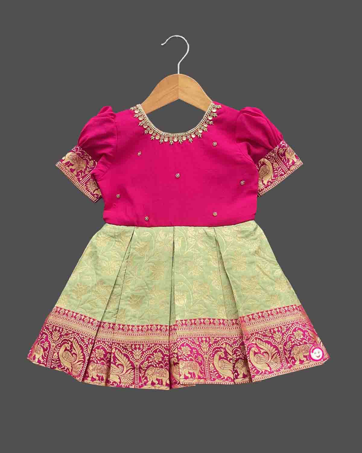 Girls aari with applique frock with puff sleeve - Dark Pink