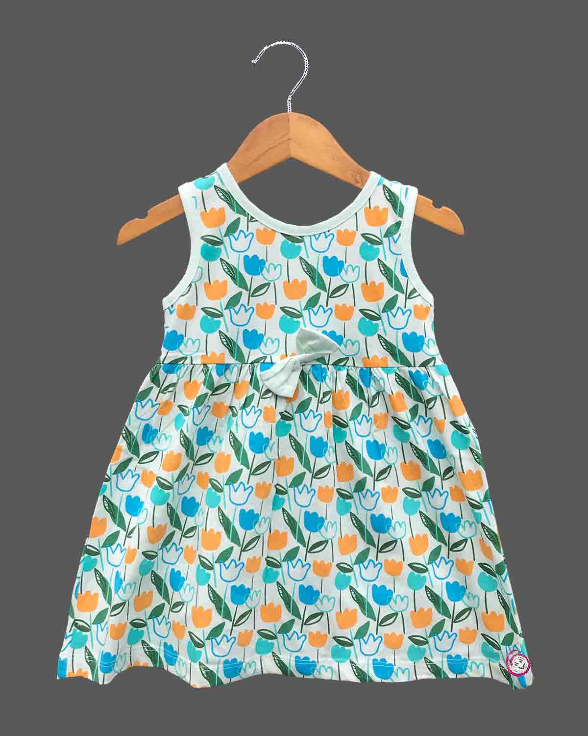 sleeveless frock