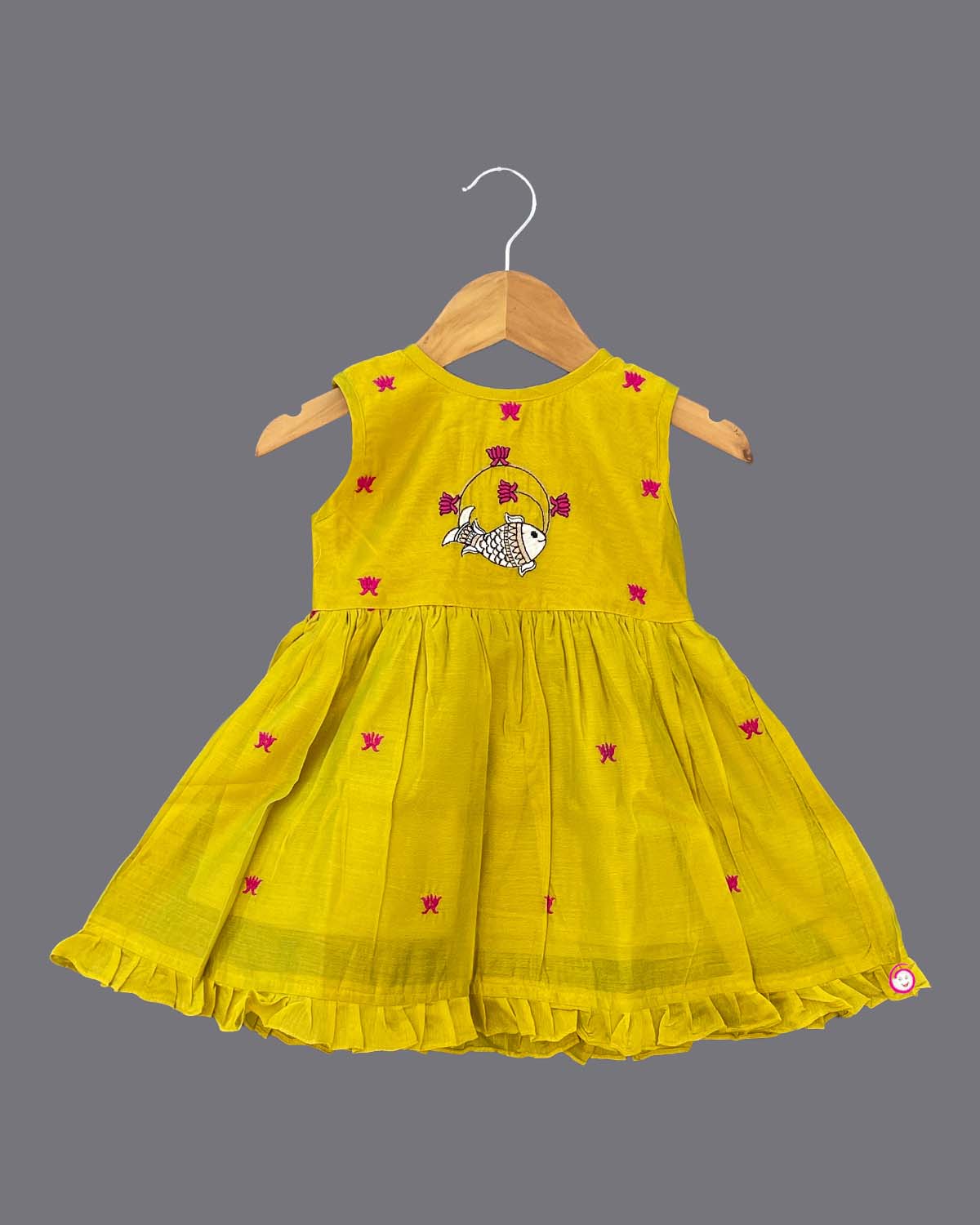 Girls Beautiful Fish And Lotus Embroidery Frock