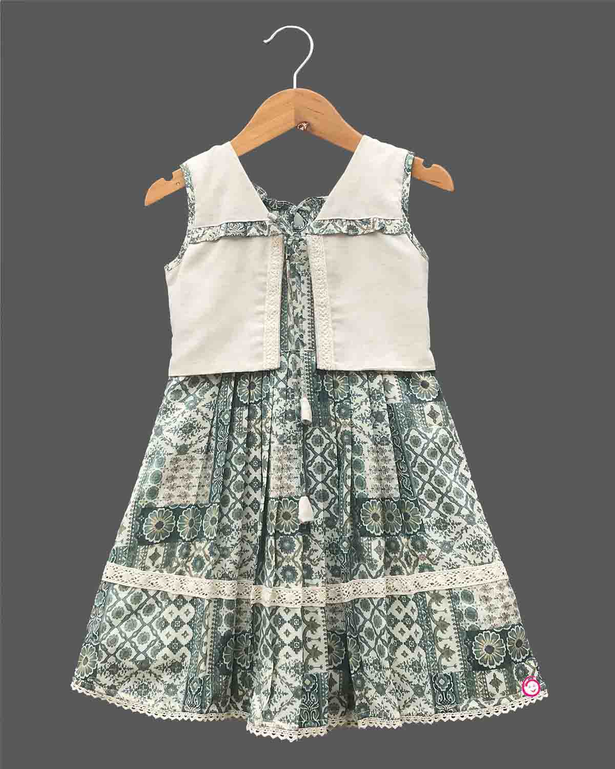 Girls sleeveless printed casual frock - Sea Green