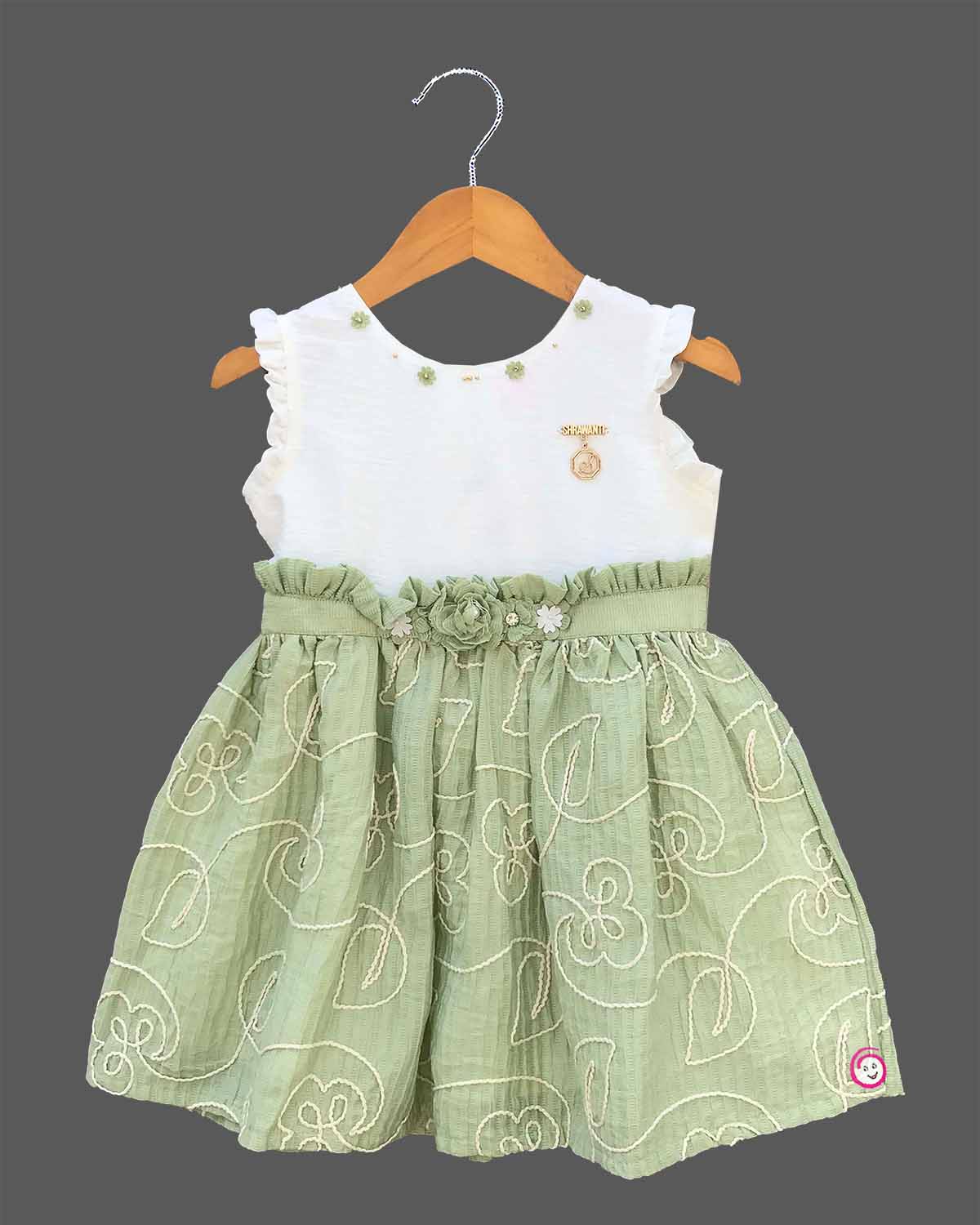 sleeveless frock