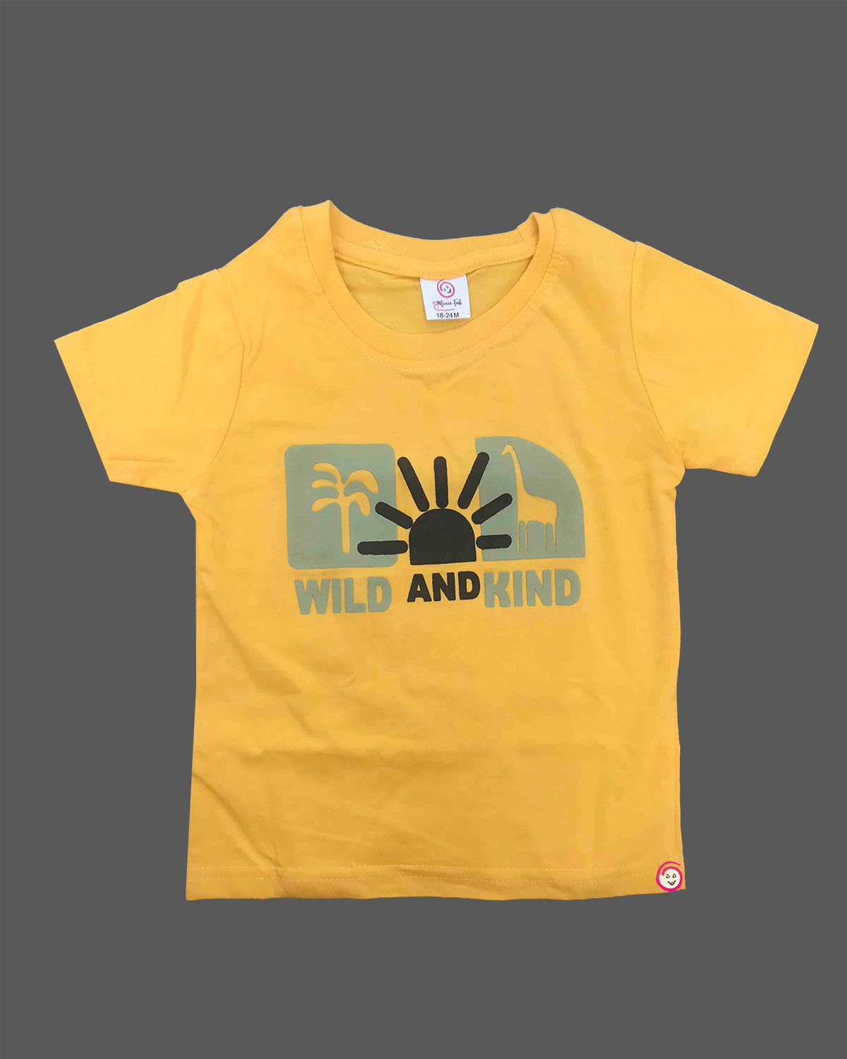 Playful kid safari printed cotton t shirt with short sleeves and crew neck