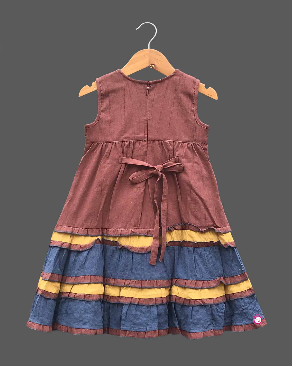 Girls sleeveless design frock - Brown