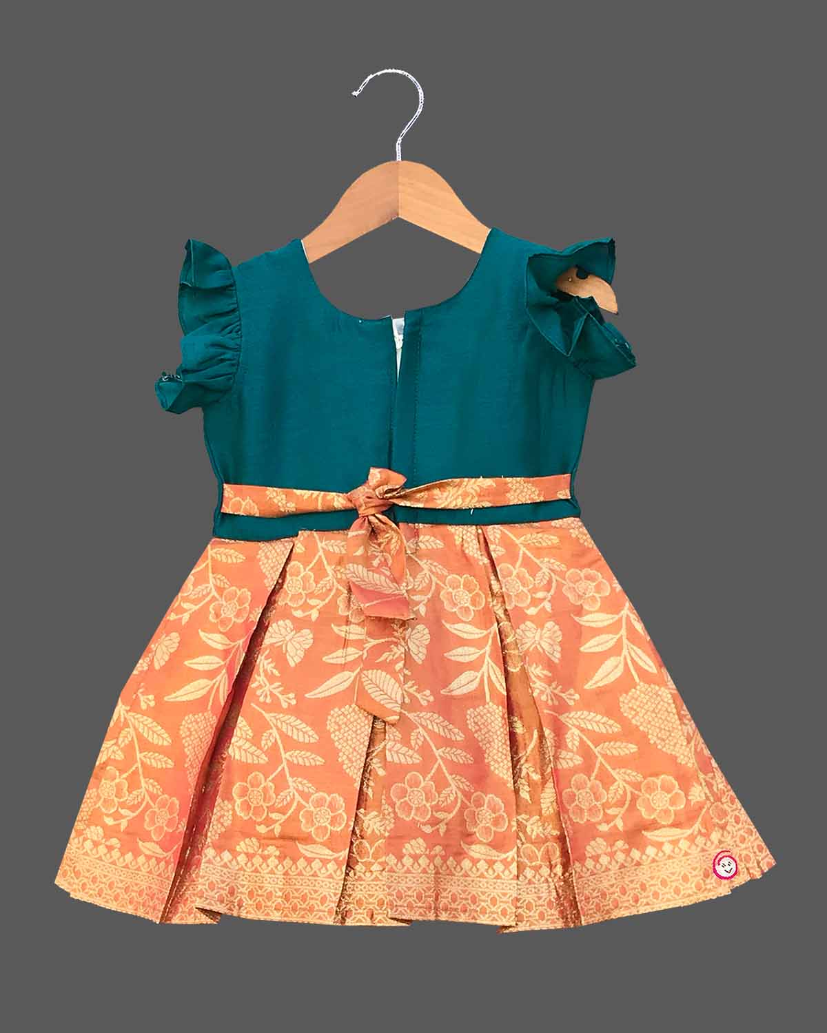 ethnic kidswear