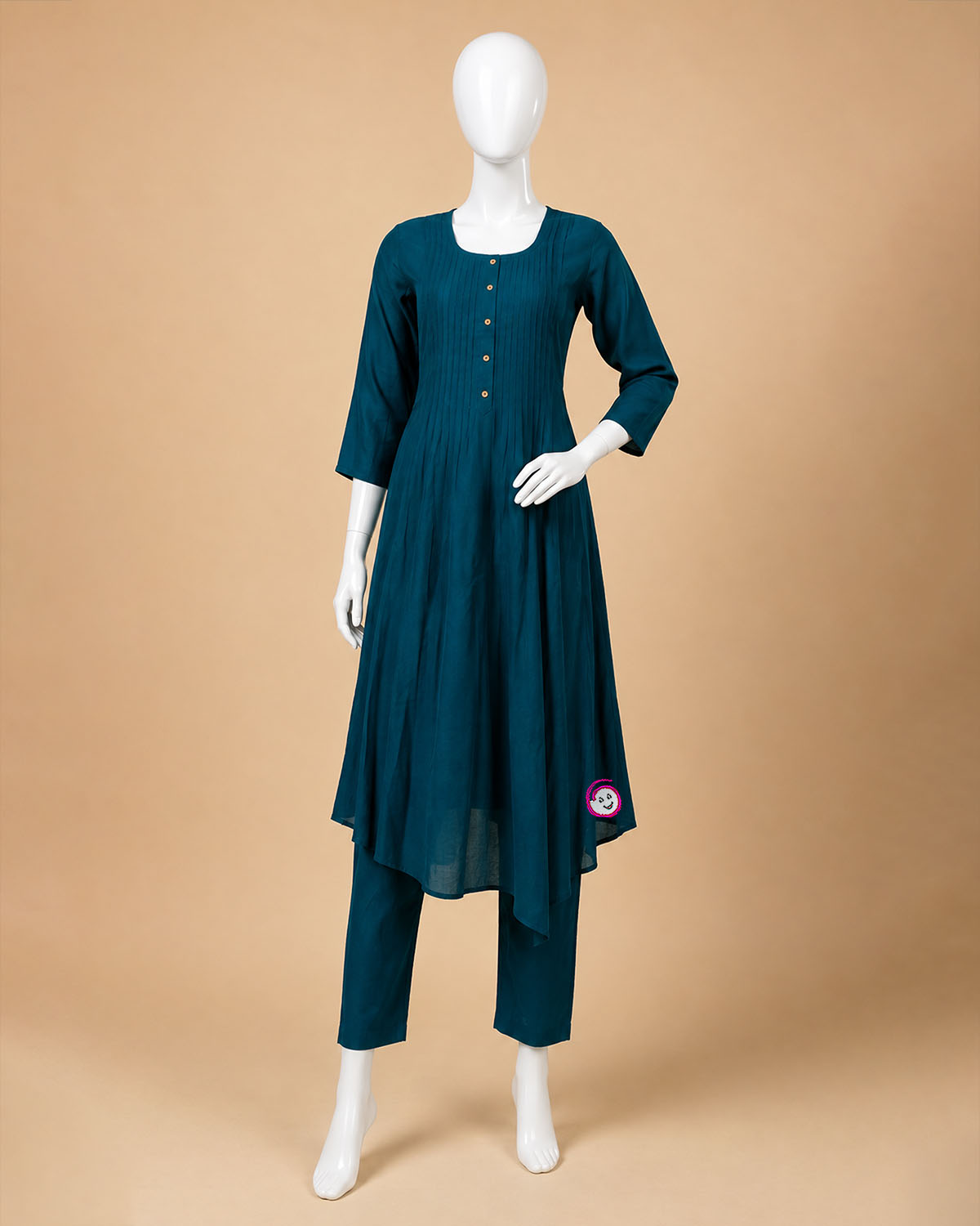 Maternity solid pintuck pleated cotton kurta set with printed paisley dupatta and pants