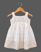 Sleeveless kurti for kids featuring floral embroidery, paired with wide-leg palazzo pants and gold-bordered dupatta.