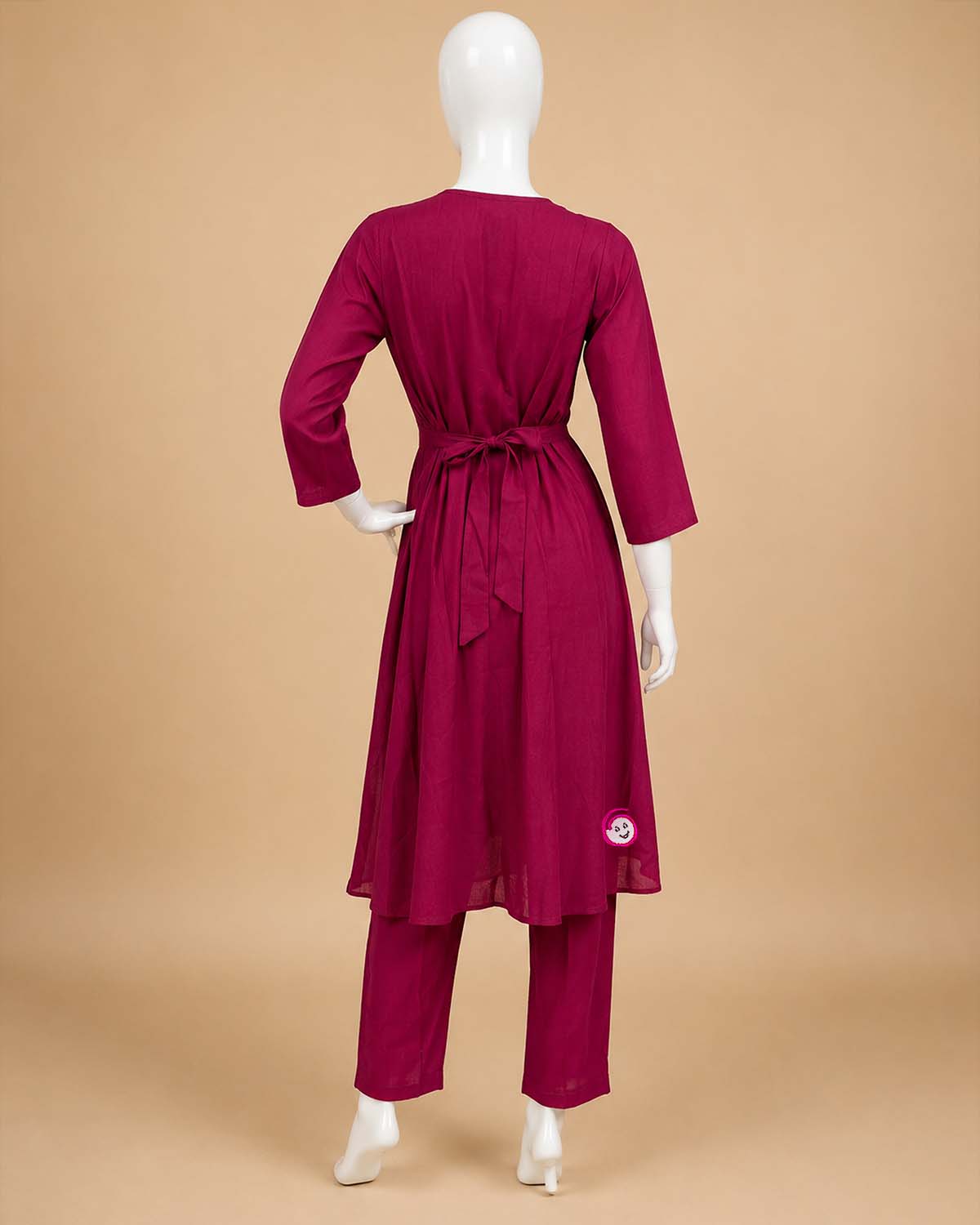 Maternity solid pintuck cotton kurta suit set with printed dupatta and straight pants