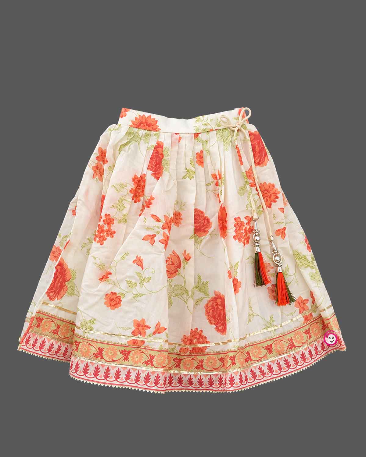Mirror-embroidered half saree for kids set featuring V-neck choli, printed skirt, and sheer dupatta