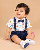 Printed short sleeve shirt with bow tie and navy suspender dress for infant